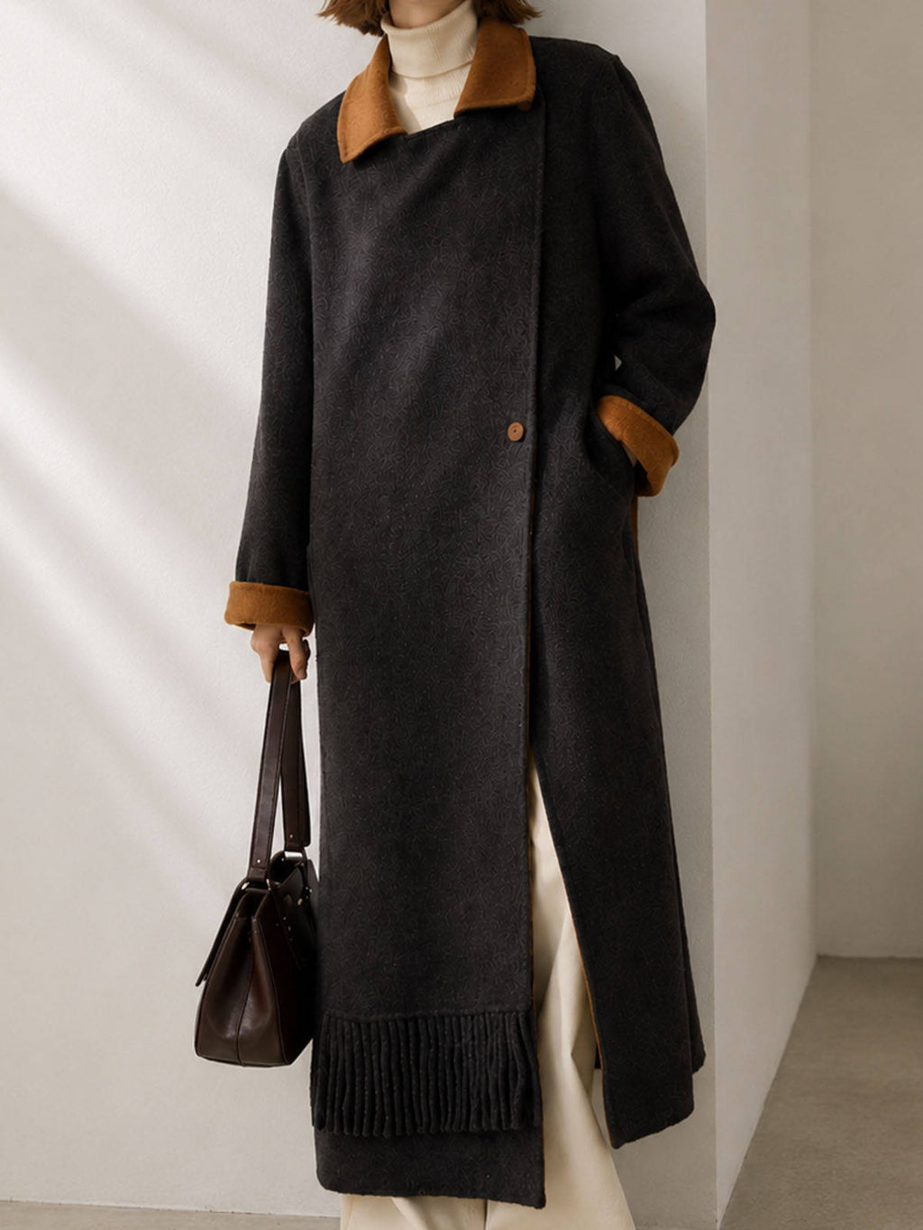2026 New Arrival Winter Women's Charcoal Wool Coat Integrated Scarf Single Button Minimalist Longline Overcoat Thick GC0005