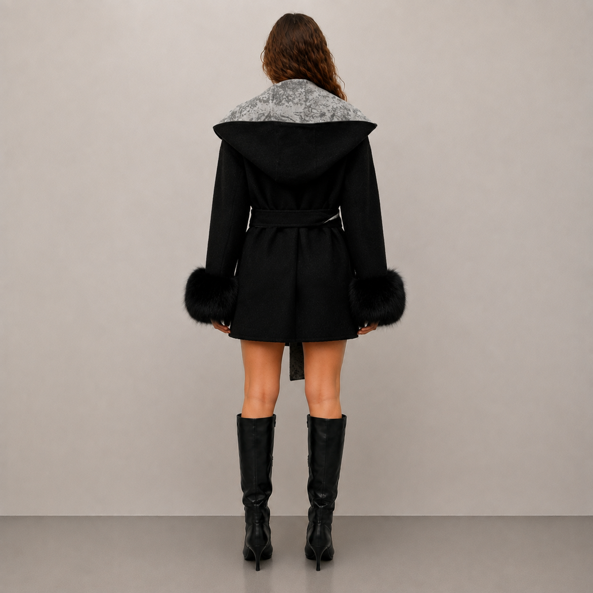 2026 New Women's Autumn/Winter Loose Fit with Cinched Waist, Lapel Collar, Detachable Fox Fur Trimmed Sleeves, Thick Outerwear L25122