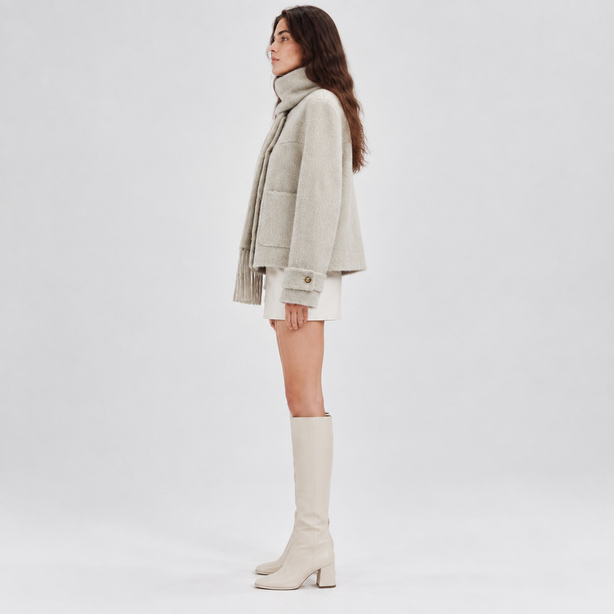 2026 Winter Women's Clothing, Chanel Style Design Cashmere Wool Coat Apparel Stock H2678